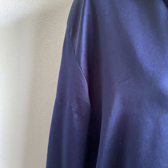 VTG Victoria's Secret Womens P/S Satin Night Shirt Navy w Nude Lace Trim Collar - Picture 3 of 10